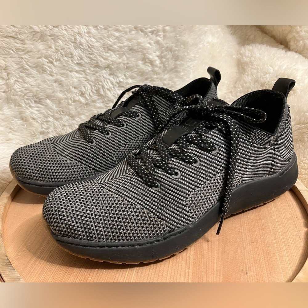 EUC The Lab by Dr Scholls Grey Black Athletic Sneakers Men’s Size 8.5